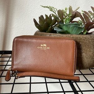 Coach Wallet Wrislet